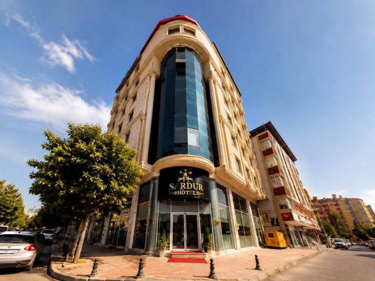 هتل ساردور وان؛ امکانات، موقعیت و بررسی اقامت